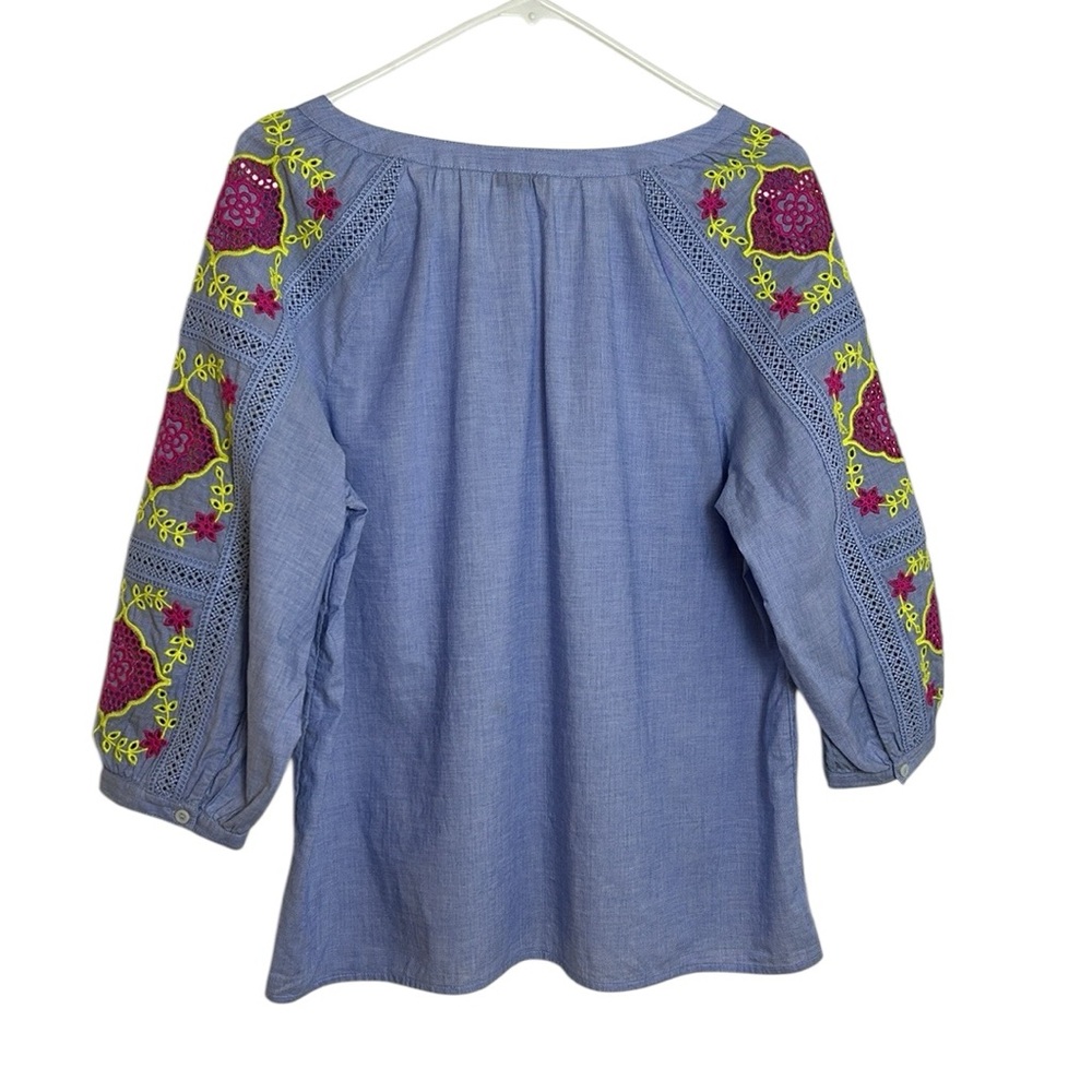 Talbots Light Blue Eyelet Embroidered 100% Cotton Peasant Blouse Top Size LP - Picture 2 of 10